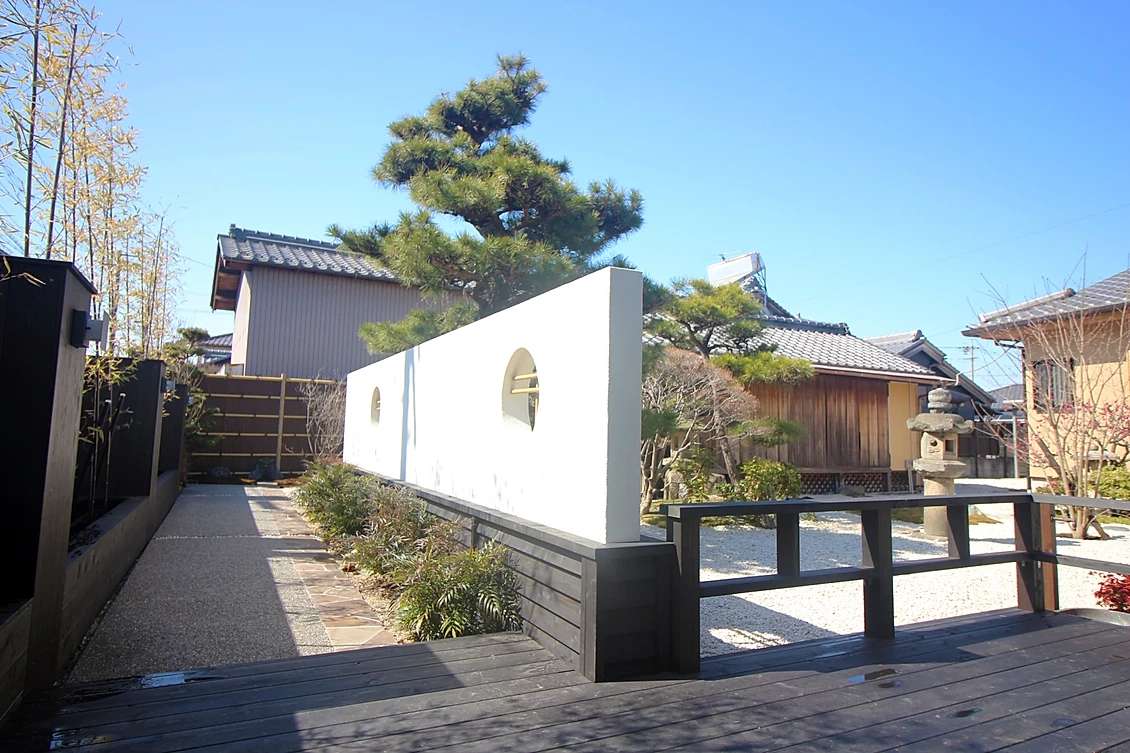 純和風な庭園の設計・デザイン。既存のお庭を大幅にリフォームして匠による外構・庭制作！ | 和風